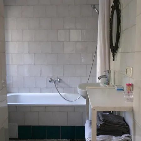 Apartment затишна в центрі одеси на караванського